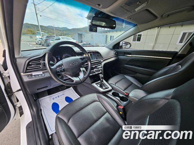 Hyundai AVANTE 2020 — photo 9