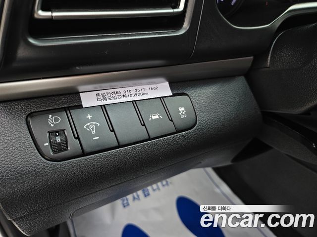 Hyundai AVANTE 2020 — photo 12