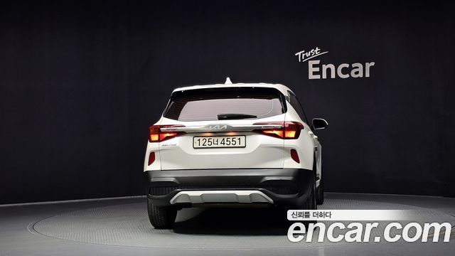 Kia Seltos 2022 — photo 4