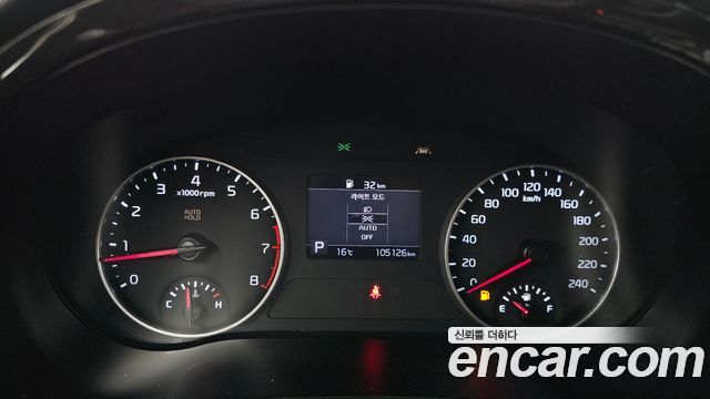 Kia Seltos 2022 — photo 8
