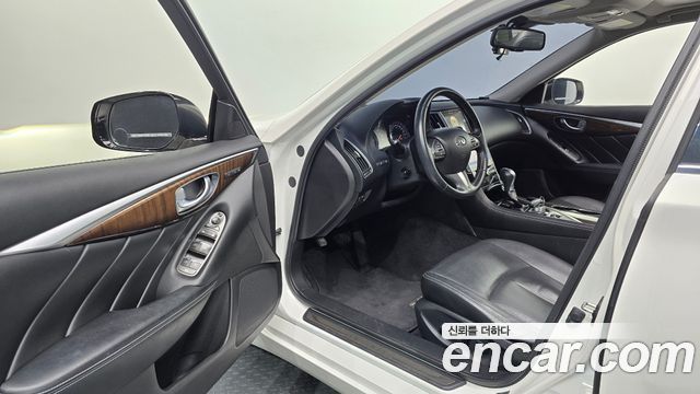 Infiniti Q50 2014 — photo 13