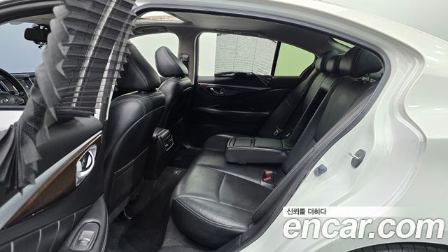 Infiniti Q50 2014 — photo 17
