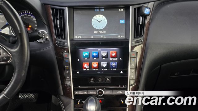 Infiniti Q50 2014 — photo 25
