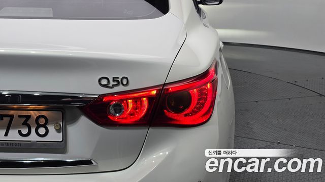 Infiniti Q50 2014 — photo 9