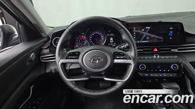 Hyundai AVANTE 2021 — photo 13