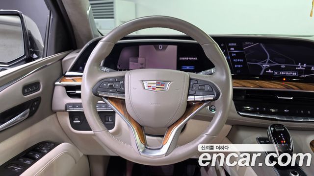 Cadillac Escalade 2021 — photo 19