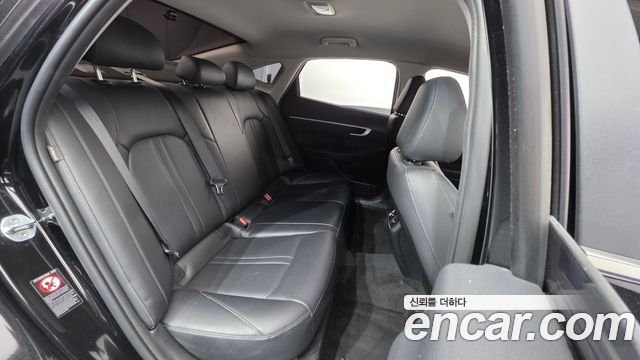 Hyundai Sonata 2021 — photo 19