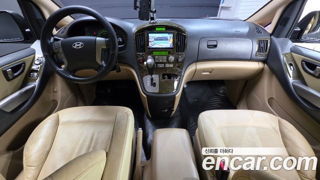 Hyundai Starex 2013 — photo 10