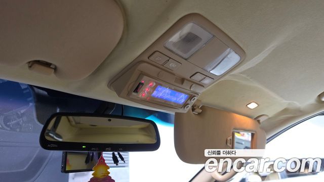 Hyundai Starex 2013 — photo 22