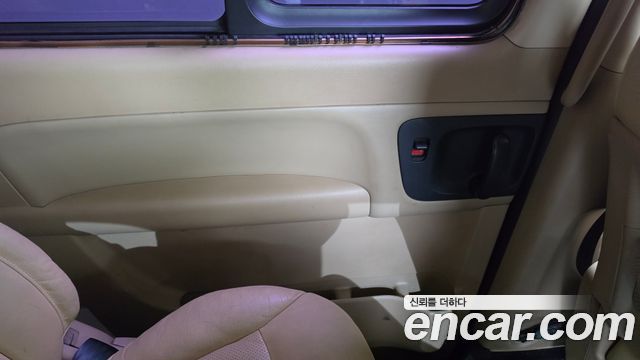 Hyundai Starex 2013 — photo 15