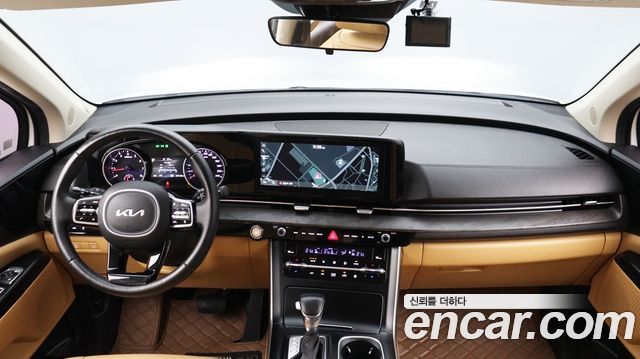 Kia Canival 2023 — photo 5
