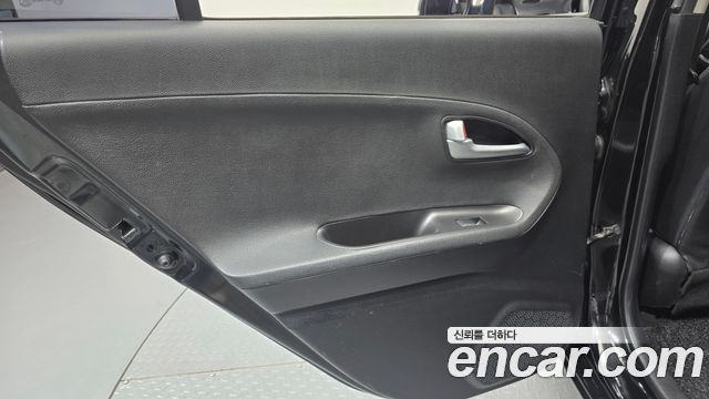 Kia morning 2015 — photo 15