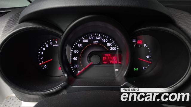 Kia RAY 2016 — photo 11
