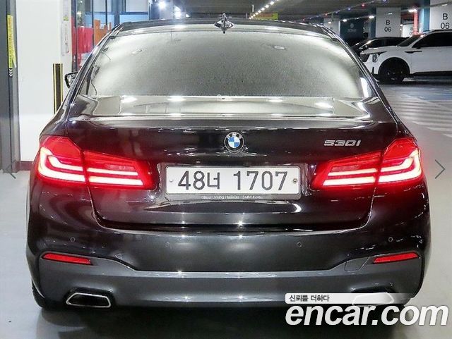 BMW 5-Series 2017 — photo 5