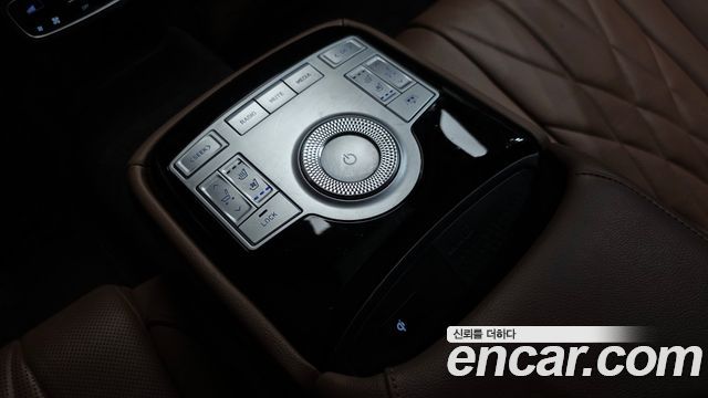 Genesis G80 2022 — photo 24