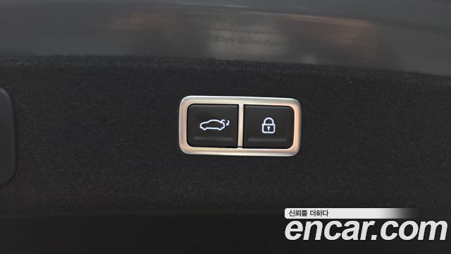 Genesis G80 2022 — photo 33