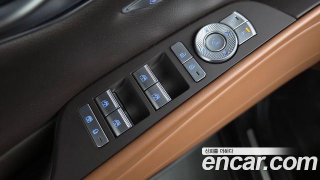 Genesis G80 2022 — photo 36