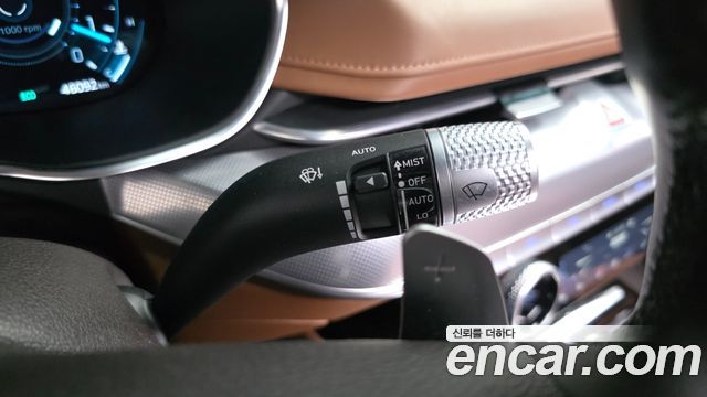 Genesis G80 2022 — photo 39