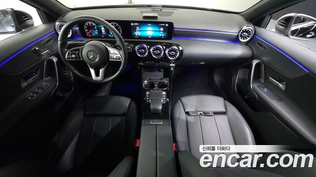 Mercedes-Benz A-Class 2021 — photo 7