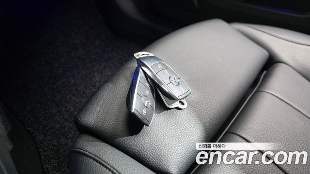 Mercedes-Benz A-Class 2021 — photo 19