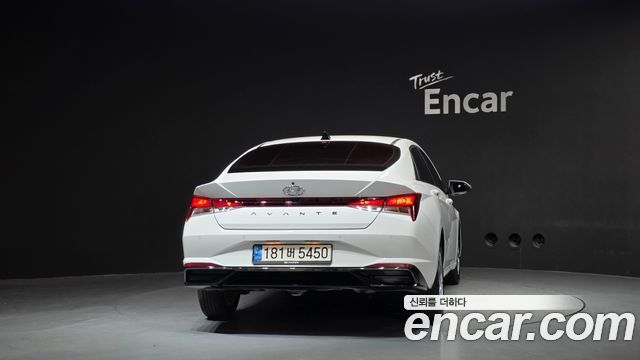 Hyundai AVANTE 2021 — photo 4