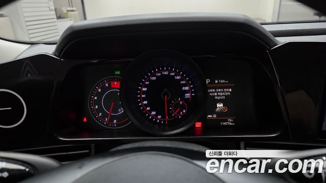 Hyundai AVANTE 2021 — photo 11
