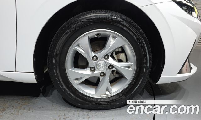 Hyundai AVANTE 2021 — photo 7