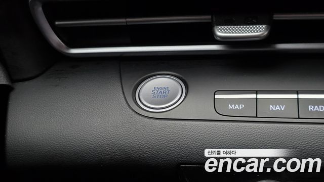 Hyundai AVANTE 2021 — photo 28