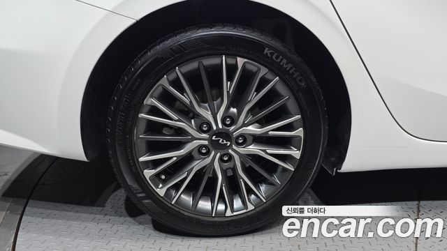 Kia K3 2023 — photo 5