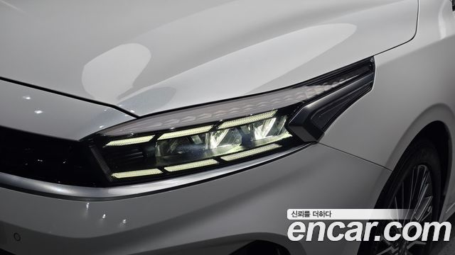 Kia K3 2023 — photo 8