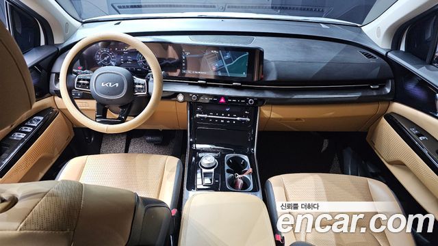 Kia Canival 2023 — photo 7