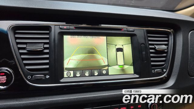 Kia Canival 2018 — photo 15