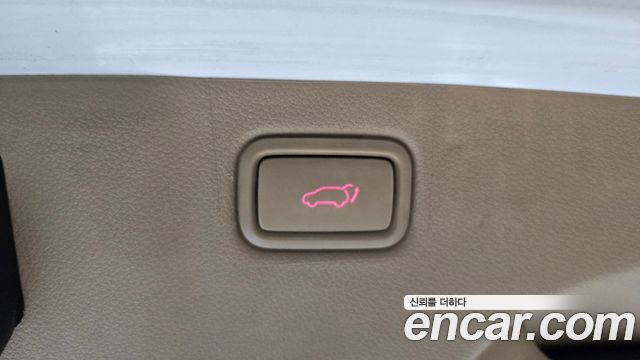 Kia Canival 2018 — photo 18