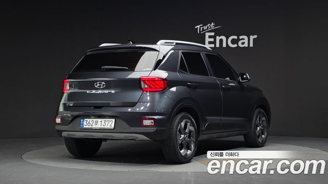 Hyundai Venue 2022 — photo 2