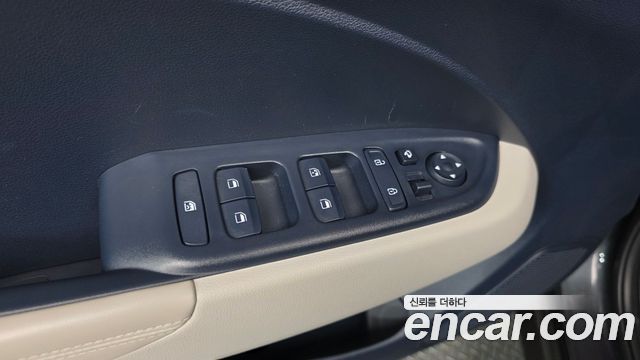 Hyundai Venue 2022 — photo 17