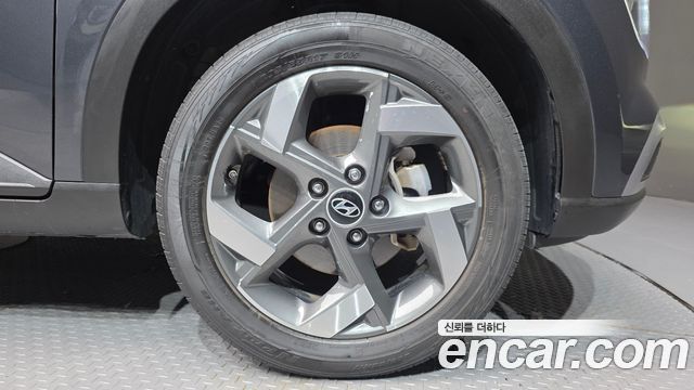 Hyundai Venue 2022 — photo 7