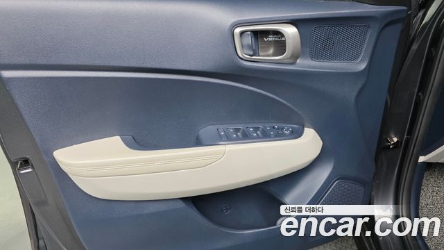 Hyundai Venue 2022 — photo 14