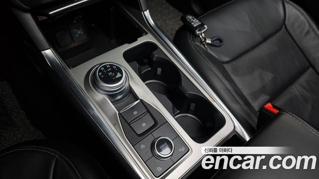 Ford Explorer 2020 — photo 9