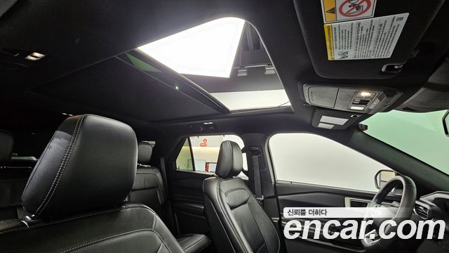 Ford Explorer 2020 — photo 19