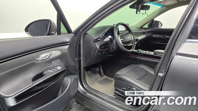Genesis GV70 2021 — photo 13