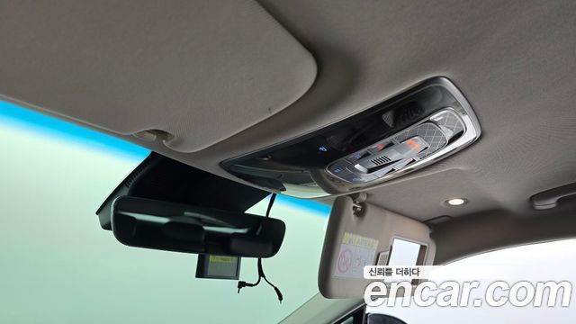 Genesis GV70 2021 — photo 26