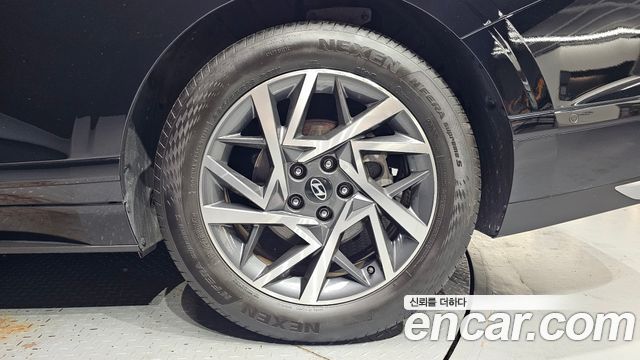 Hyundai Grandeur 2023 — photo 7