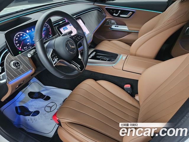 Mercedes-Benz E-Class 2026 — photo 9