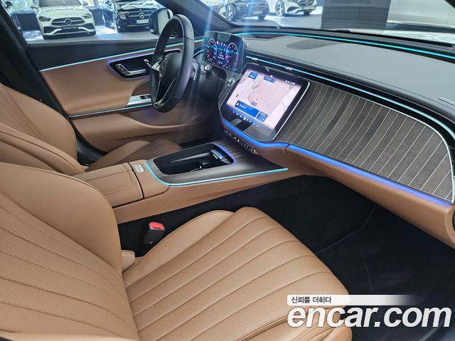 Mercedes-Benz E-Class 2026 — photo 11