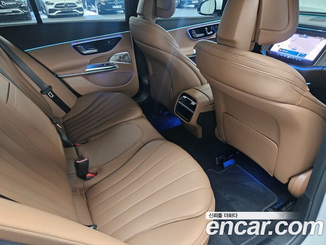 Mercedes-Benz E-Class 2026 — photo 12