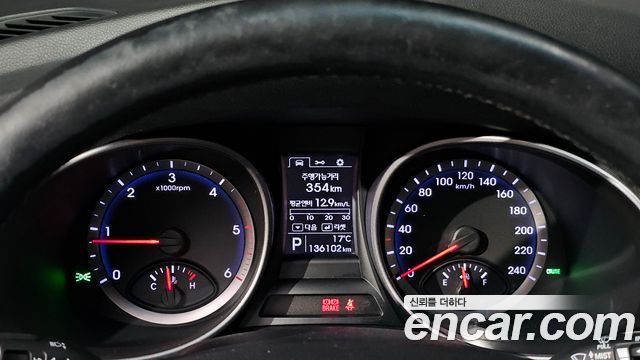 Hyundai Santafe 2014 — photo 11