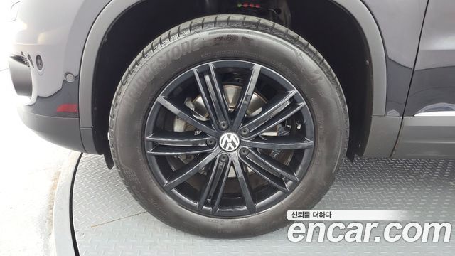Volkswagen Tiguan 2014 — photo 5