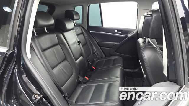 Volkswagen Tiguan 2014 — photo 11