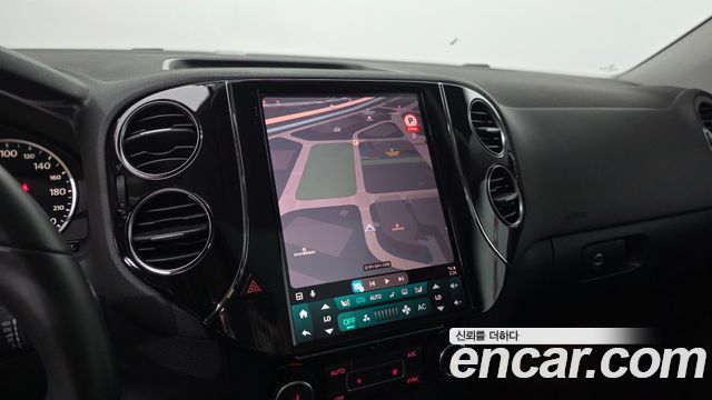 Volkswagen Tiguan 2014 — photo 13