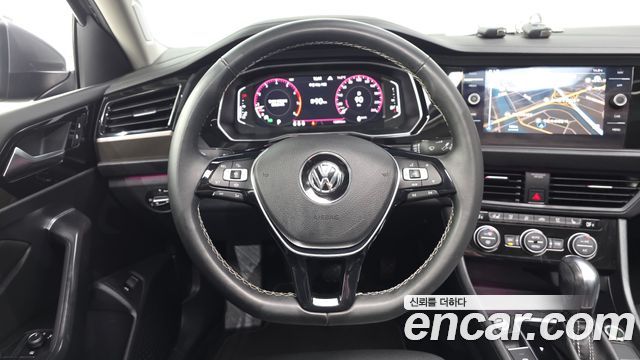 Volkswagen Jetta 2021 — photo 18